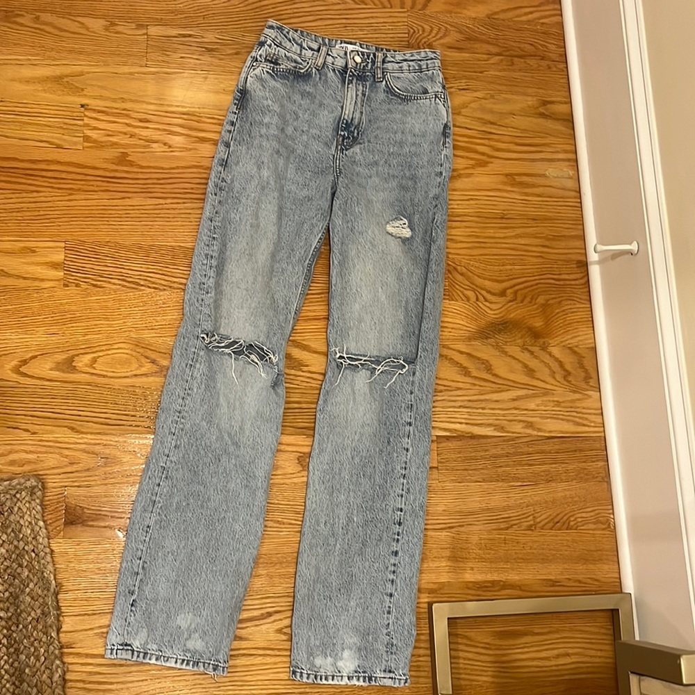 Zara ripped knee jeans